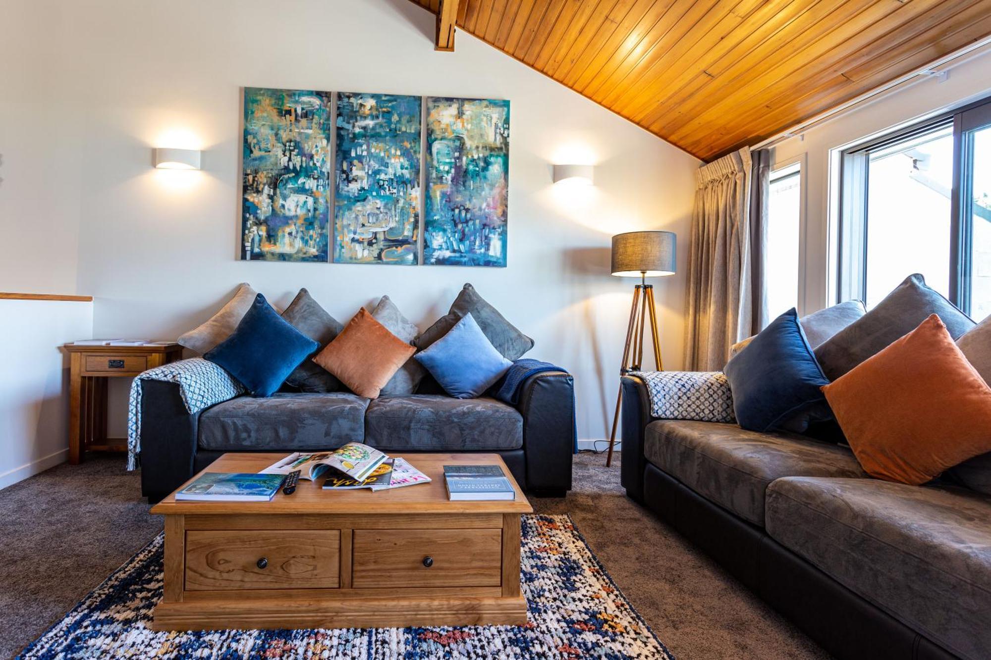 Distinctive Alpine Meadows Apartment ควีนส์ทาวน์ ห้อง รูปภาพ